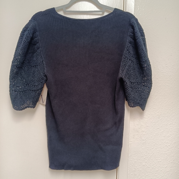 NWT Black Worthington Blouse with Knitted Short Sleeves - Picture 5 of 5